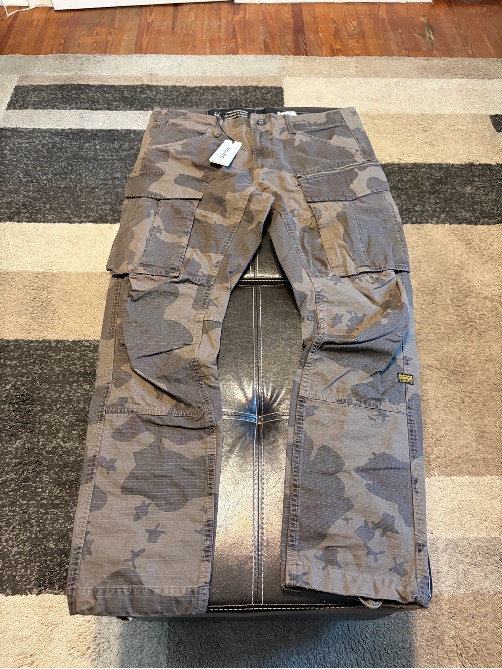 G-Star Men's Gray Camo Cargo Pants